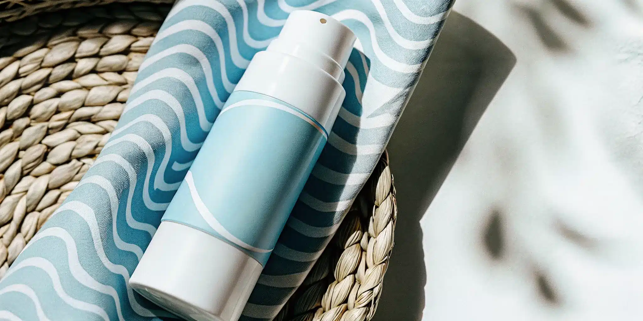 best-cream-for-lower-back-pain-an-ingredient-guide-435356 A pump bottle of the best cream for lower back pain relief.