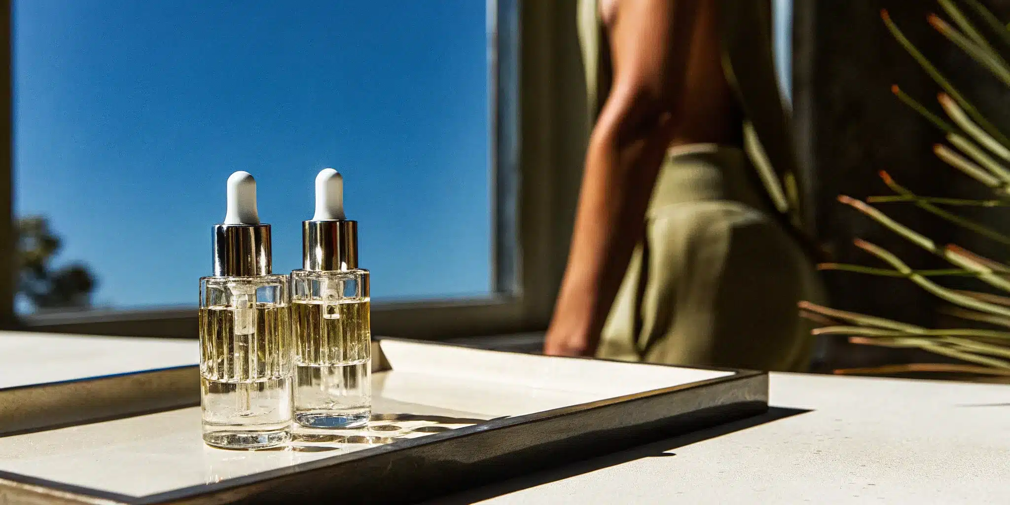 the-science-of-cbd-free-terpene-pain-relief-821070 CBD-free terpene oil in dropper bottles for natural pain relief.